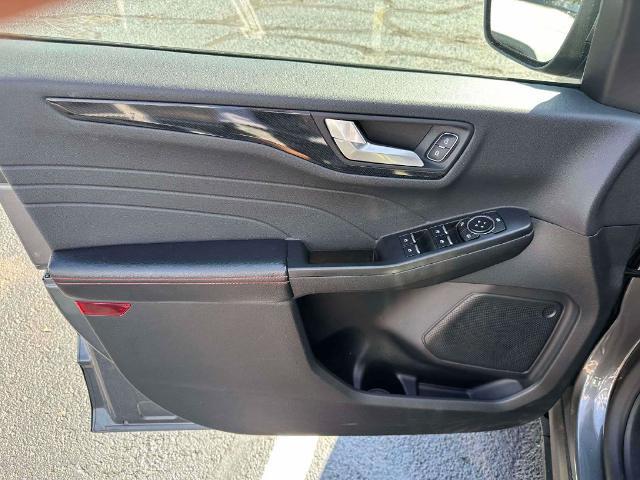 2025 Ford Escape - $23,098
