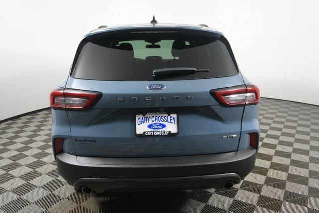 2025 Ford Escape - $25,000