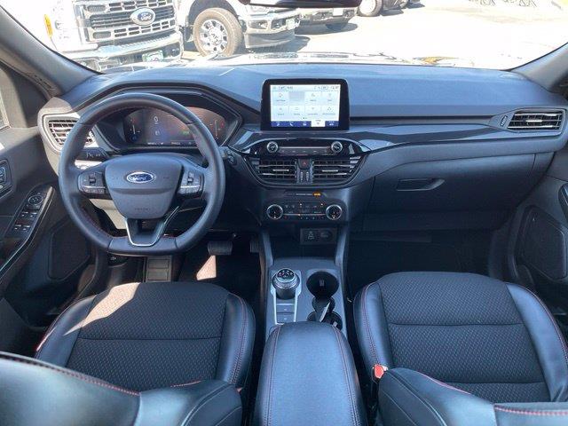 2025 Ford Escape - $24,900