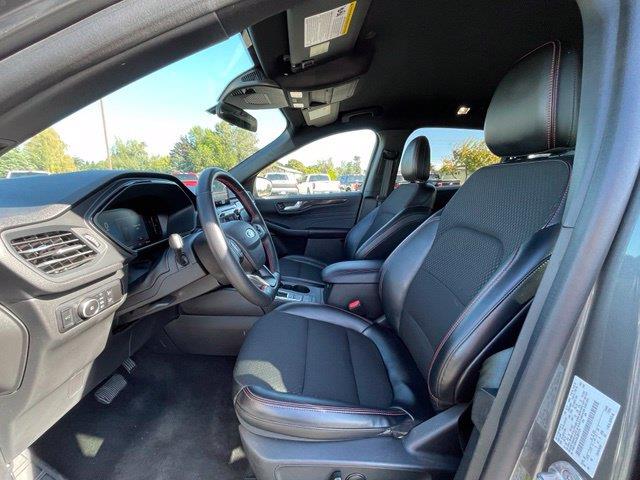 2025 Ford Escape - $24,900