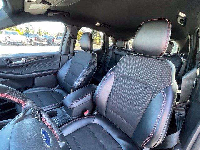 2025 Ford Escape - $24,900