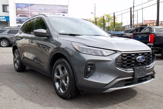 2025 Ford Escape - $23,820