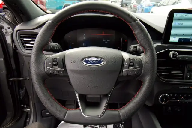 2025 Ford Escape - $23,820