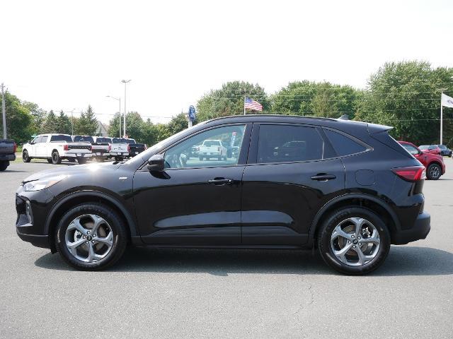 2025 Ford Escape ST-Line Select — photo 1 of 12