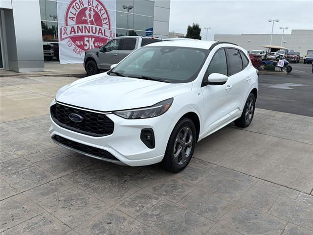2023 Ford Escape - $21,968