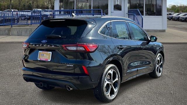 2023 Ford Escape ST-Line Select