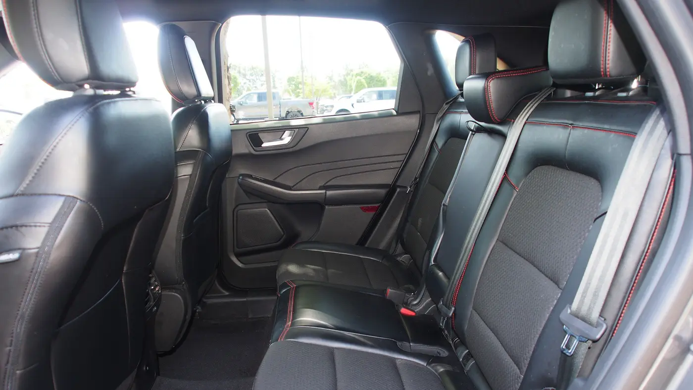 2023 Ford Escape ST-Line Select