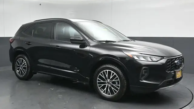2024 Ford Escape ST-Line Select