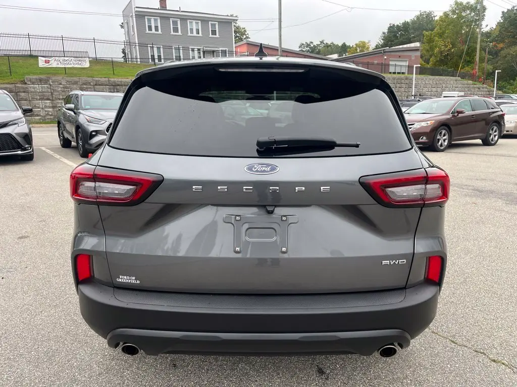 2025 Ford Escape - $24,499