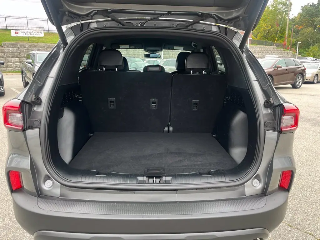 2025 Ford Escape - $24,499