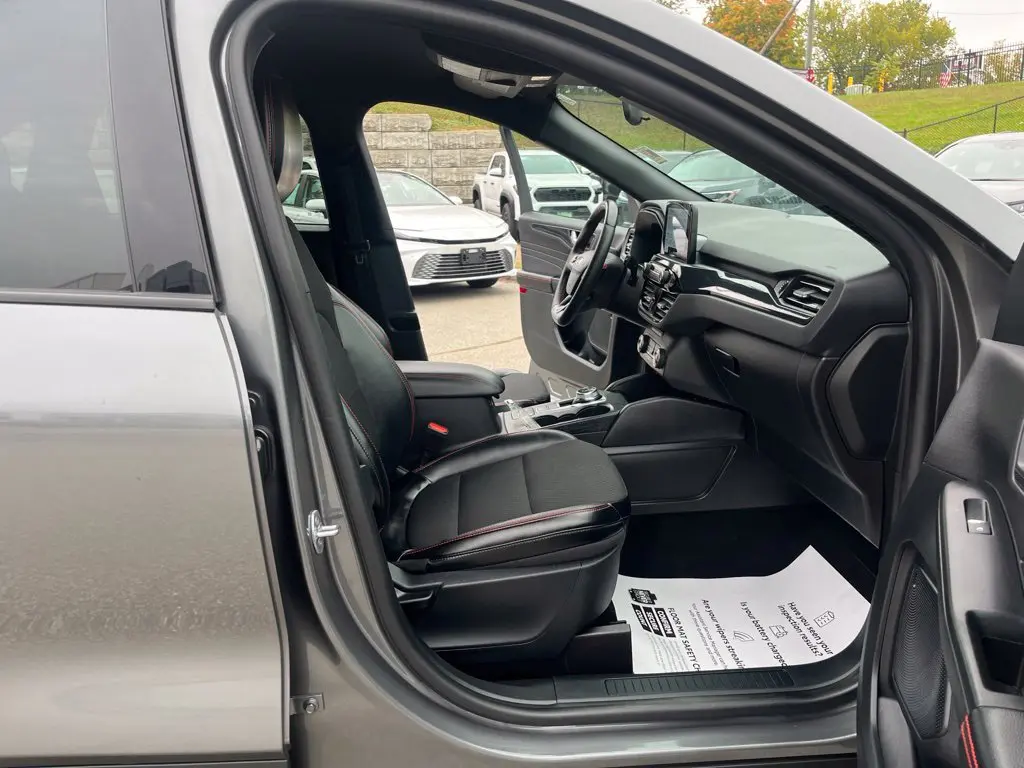 2025 Ford Escape - $24,499