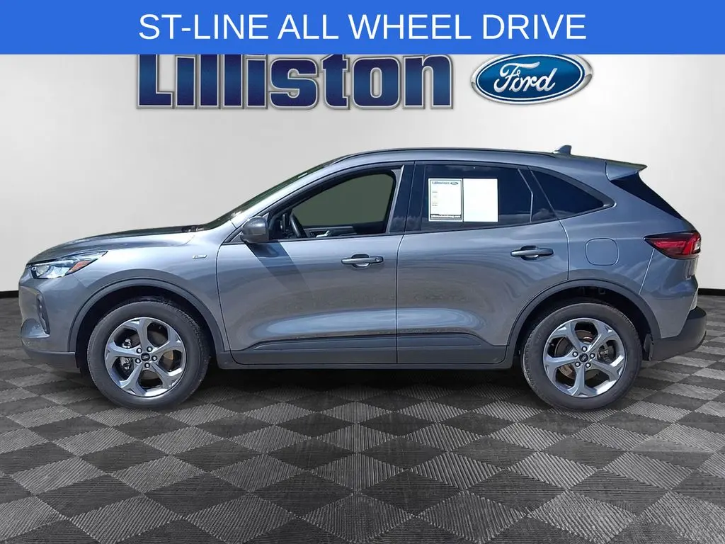 2025 Ford Escape - $23,940