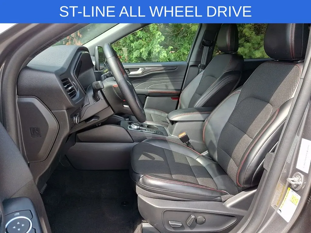 2025 Ford Escape - $23,940