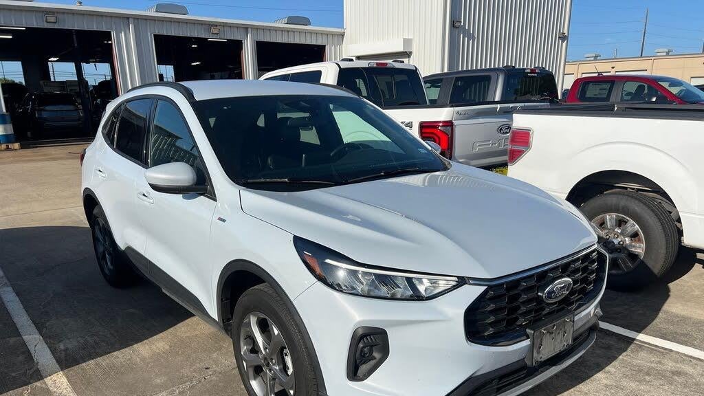 Preowned 2025 Ford Escape ST-Line Select for Sale