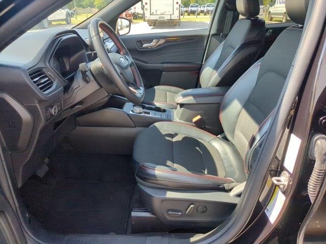 2025 Ford Escape - $22,495