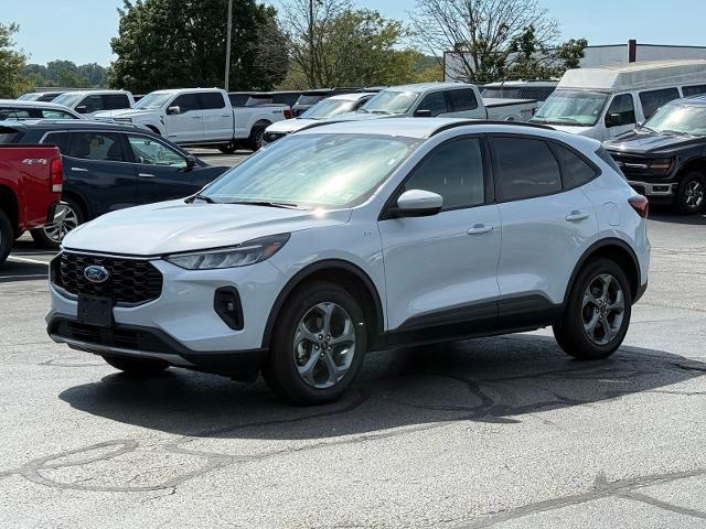 2025 Ford Escape - $24,857