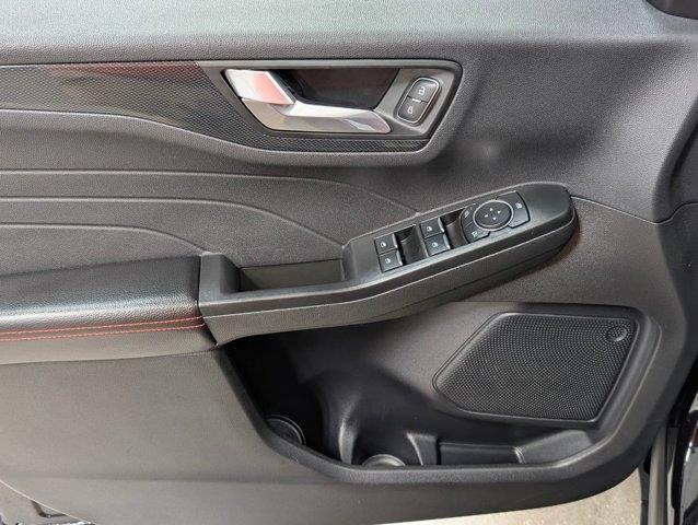 2025 Ford Escape - $23,949