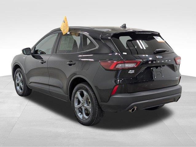 2025 Ford Escape - $23,949