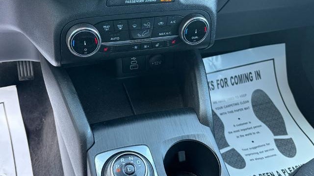 2025 Ford Escape ST-Line Select