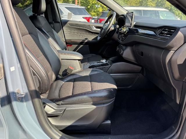 2025 Ford Escape - $21,200