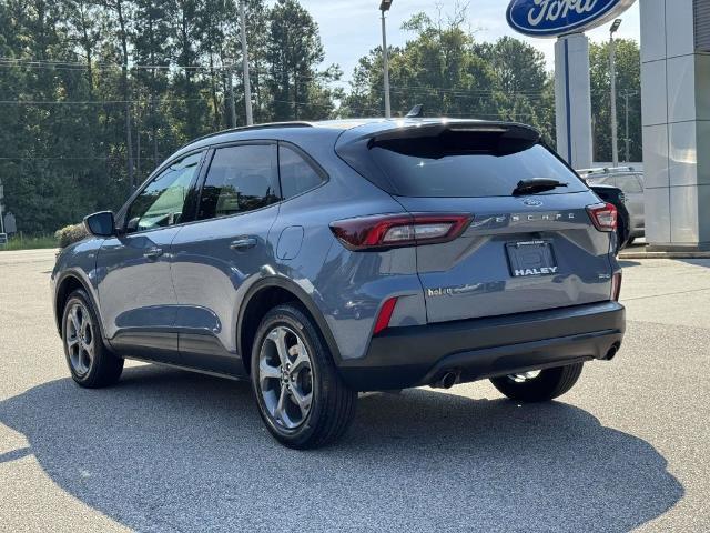 2025 Ford Escape - $21,200