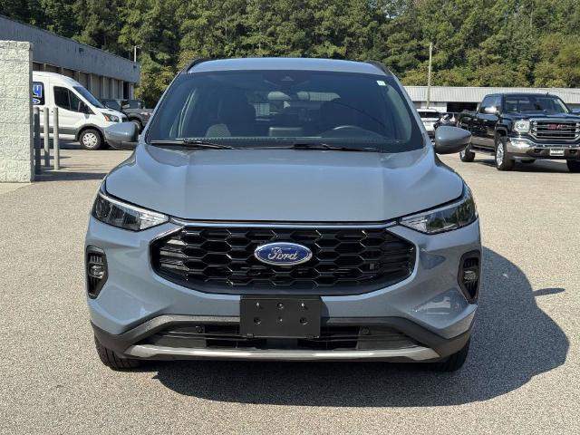 2025 Ford Escape - $21,200
