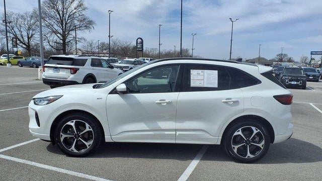2023 Ford Escape ST-Line Select