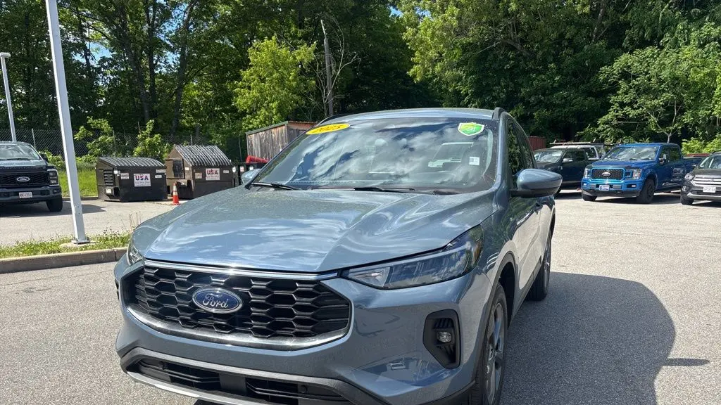 2025 Ford Escape ST-Line Select