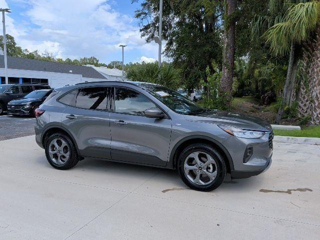 2025 Ford Escape - $22,625