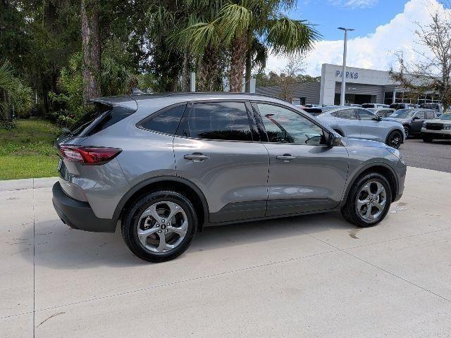 2025 Ford Escape - $22,625