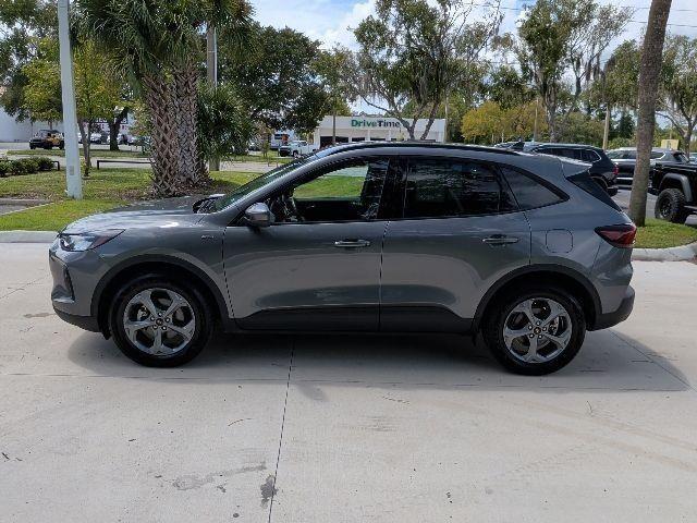 2025 Ford Escape - $22,625
