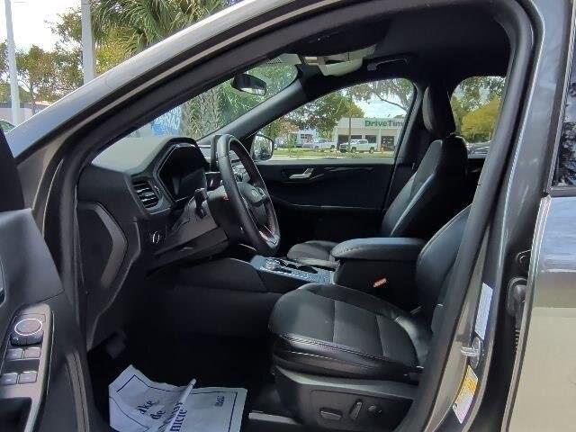 2025 Ford Escape - $22,625