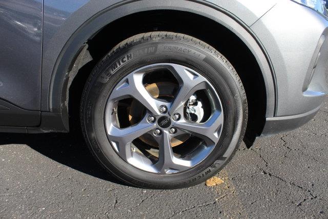 2025 Ford Escape - $24,945
