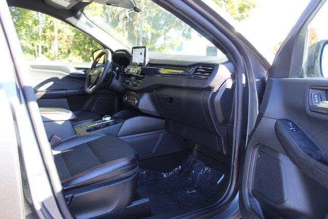 2025 Ford Escape - $24,945