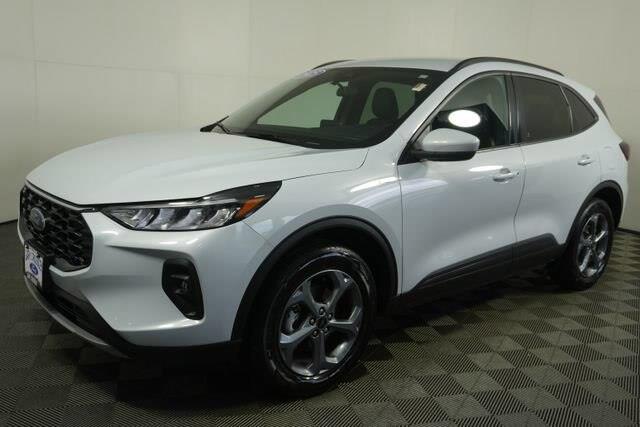 2025 Ford Escape - $25,000