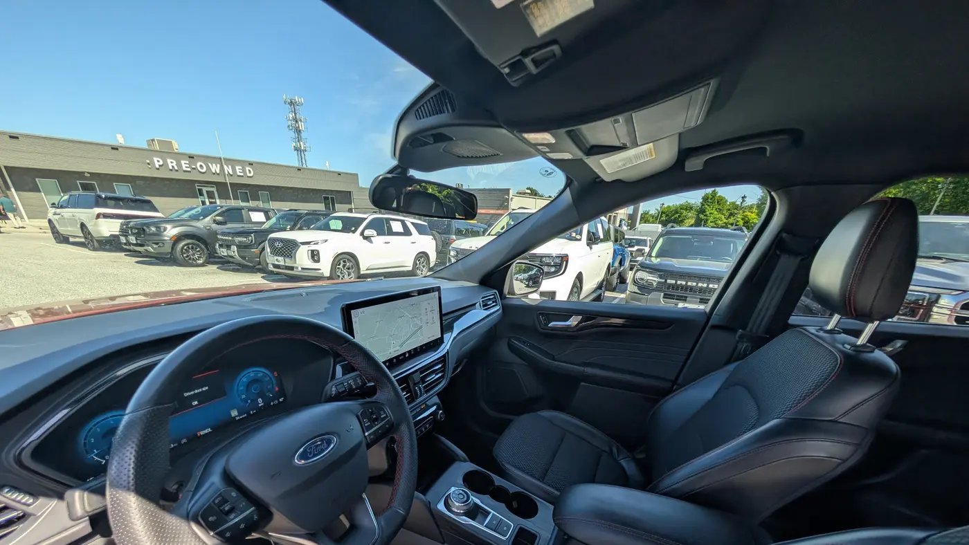 2023 Ford Escape ST-Line Select