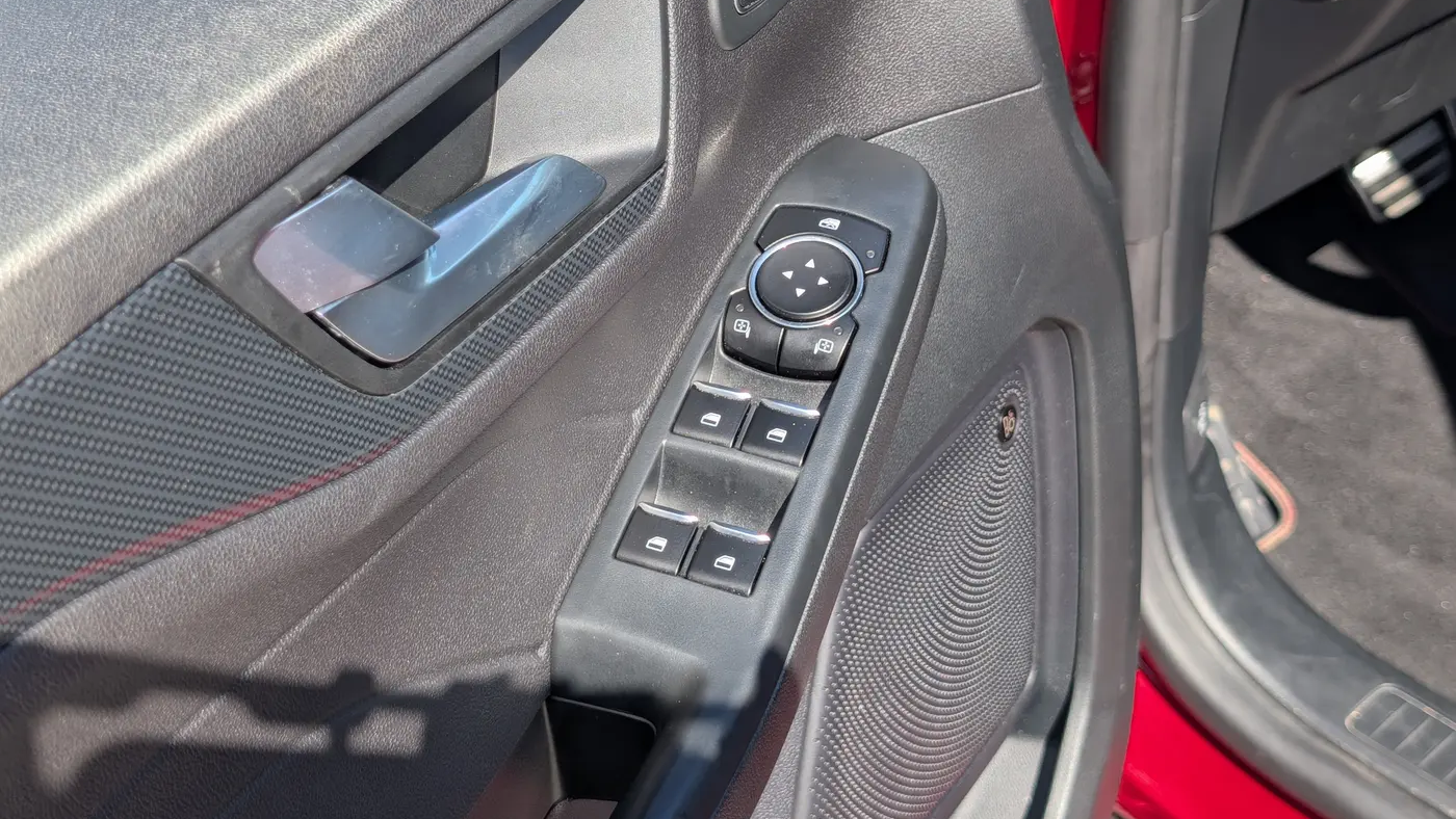 2023 Ford Escape ST-Line Select