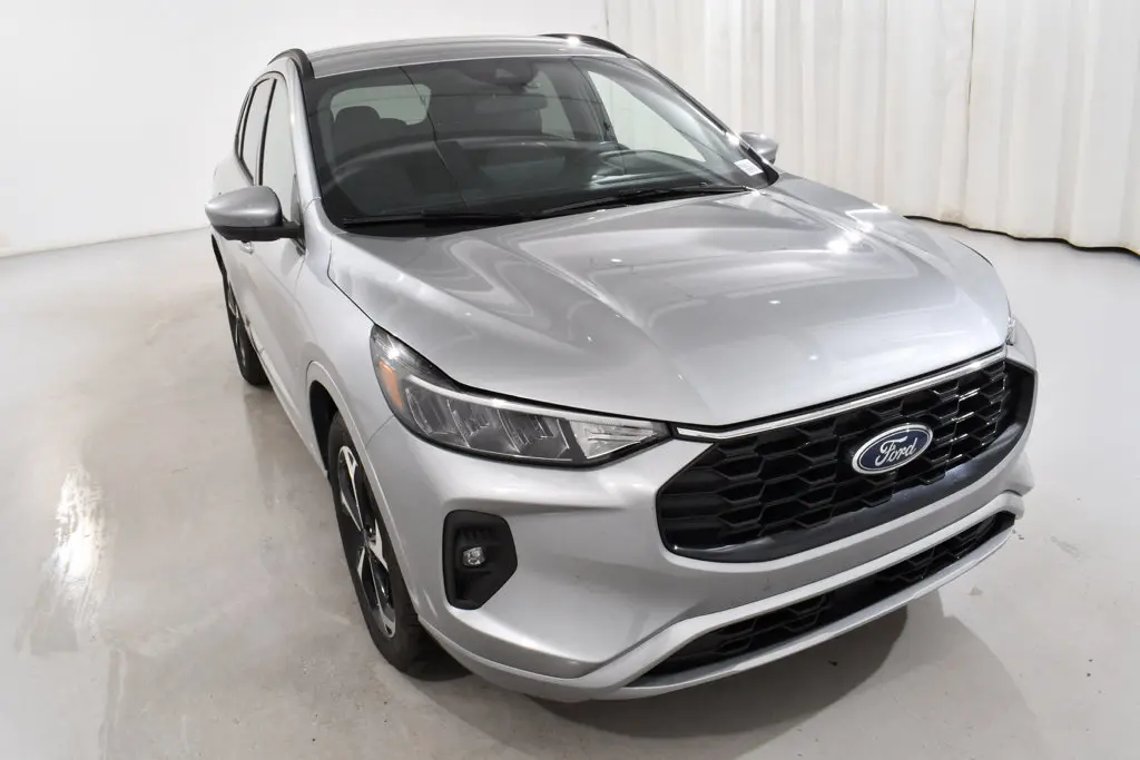 2023 Ford Escape - $25,455