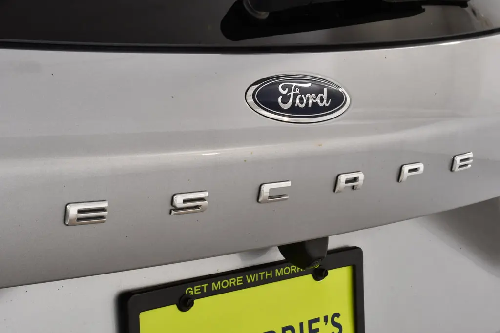 2023 Ford Escape - $25,455
