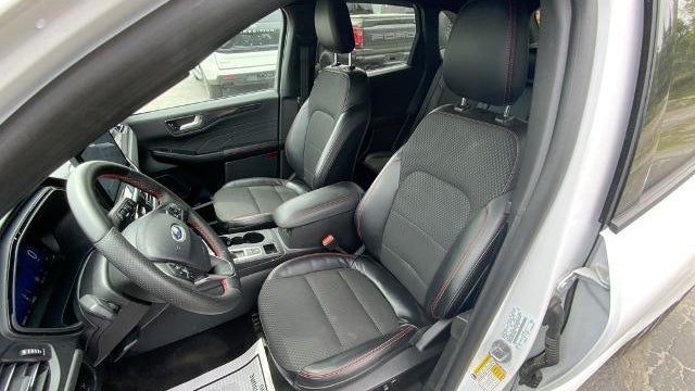 2023 Ford Escape ST-Line Select