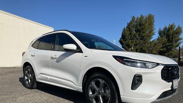 2024 Ford Escape ST-Line Select