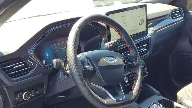 2024 Ford Escape ST-Line Select