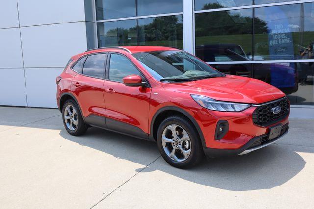 2025 Ford Escape - $27,917