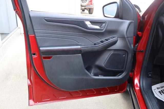 2025 Ford Escape - $27,917