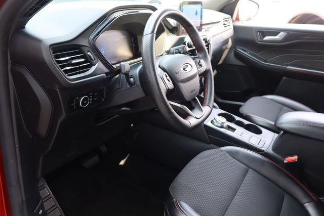 2025 Ford Escape - $27,917