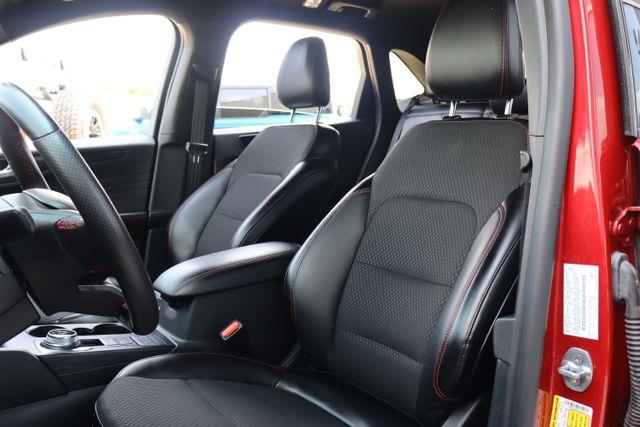 2025 Ford Escape - $27,917