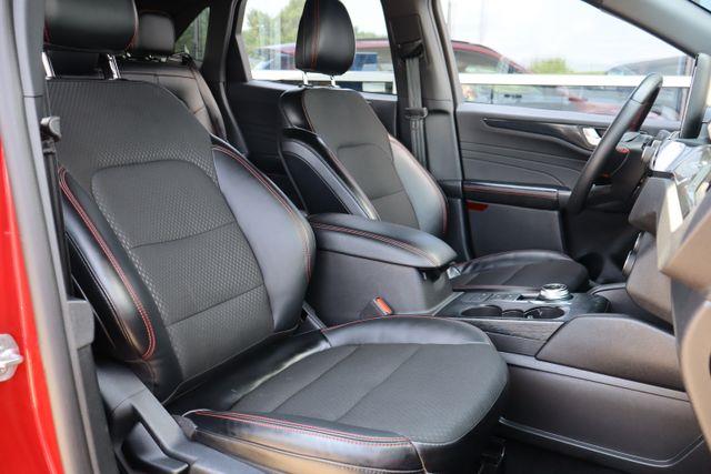 2025 Ford Escape - $27,917