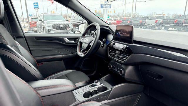 2025 Ford Escape ST-Line Select