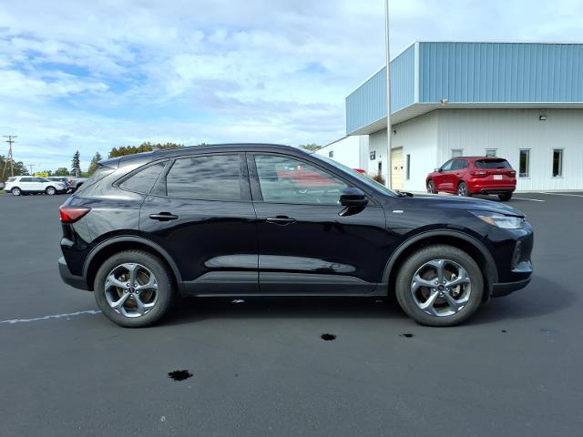 2025 Ford Escape - $31,378