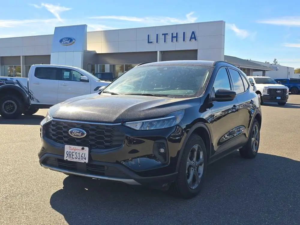 2025 Ford Escape - $22,750